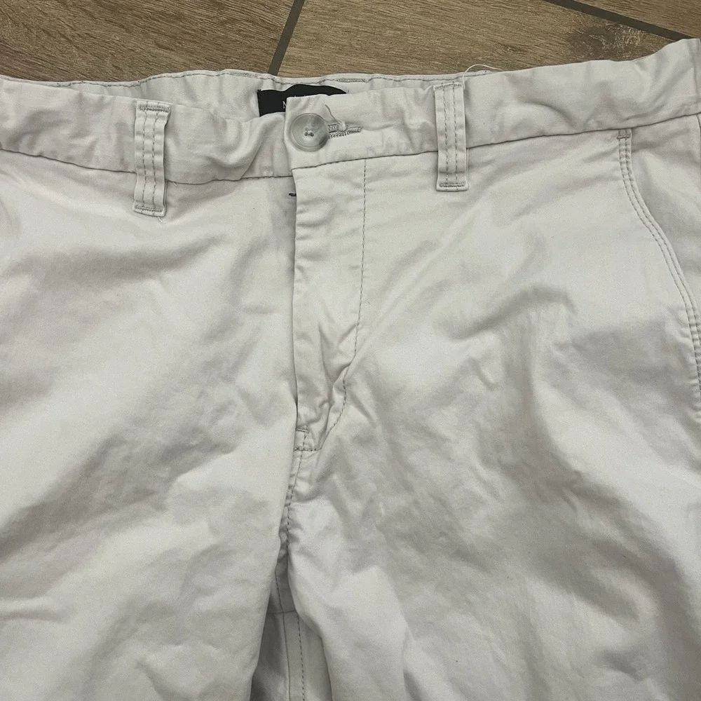 Men's White Chino Shorts Size 32 Inseam 9Cotton Matinique danish Slim Fit Casual